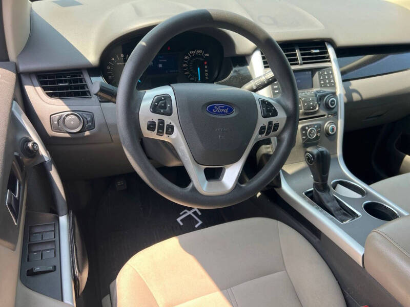 2014 Ford Edge SE