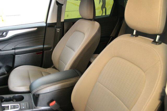 2022 Ford Escape S