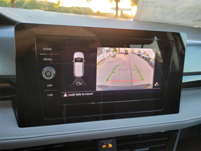 2025 Volkswagen Taos S