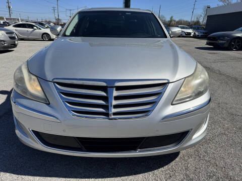 2013 Hyundai Genesis for sale at M&R Auto Sales Inc in Bowling Green KY