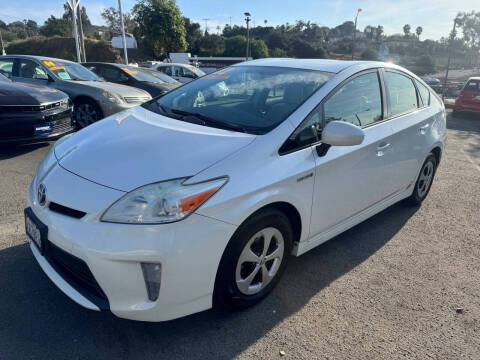 2012 Toyota Prius Two