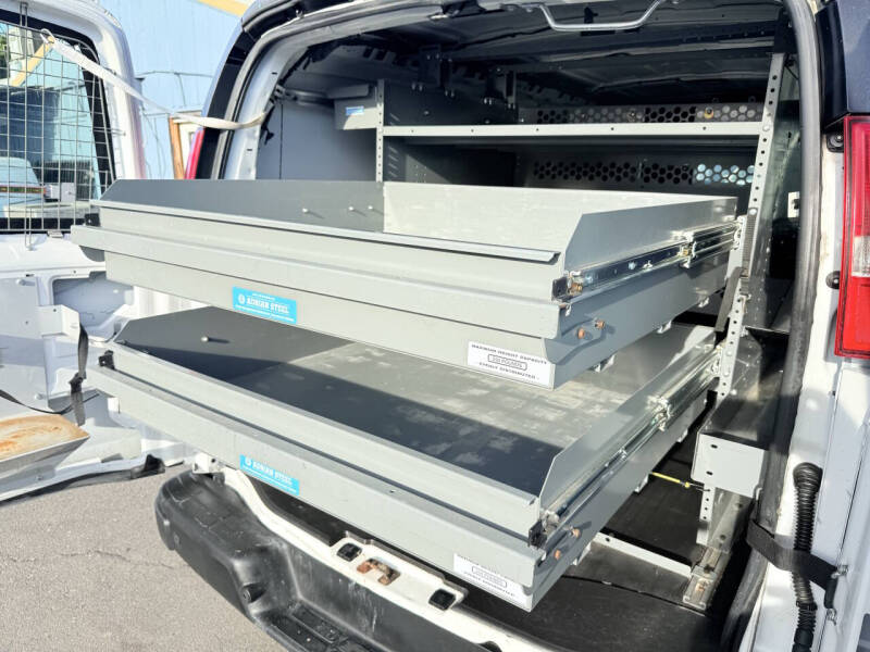 2018 Chevrolet Express 2500