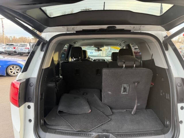 2017 GMC Acadia SLE-2