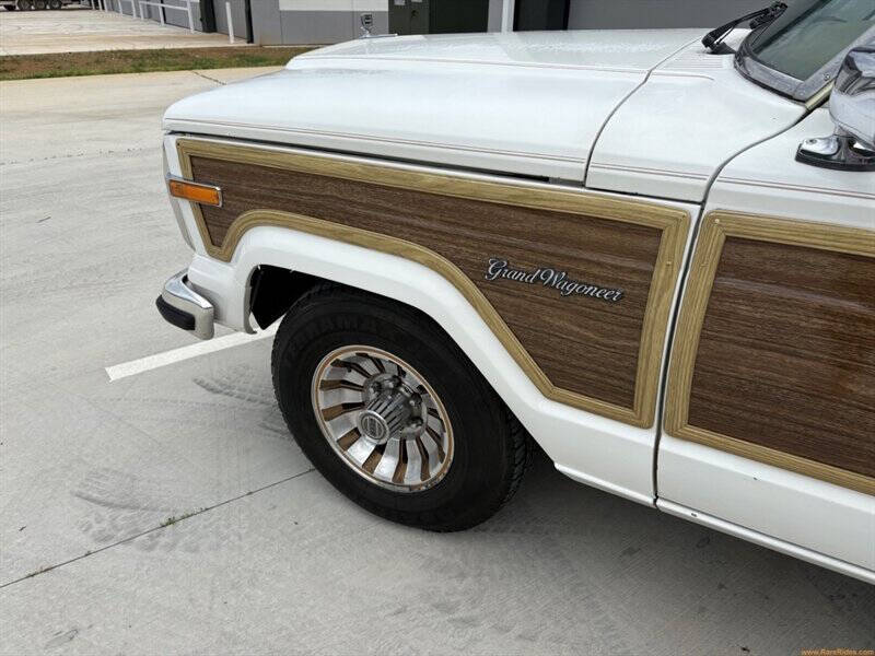 1988 Jeep Grand Wagoneer