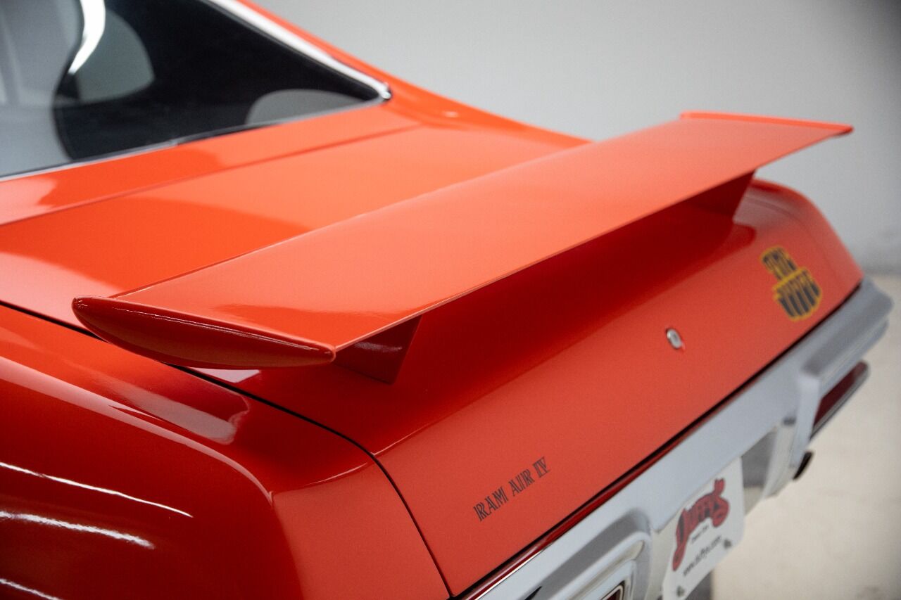 1970 Pontiac GTO 64