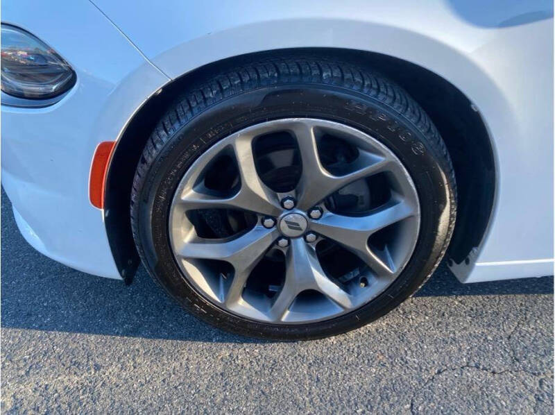 2017 Dodge Charger SXT