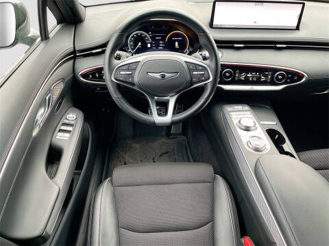 2025 Genesis GV70 2.5T Standard