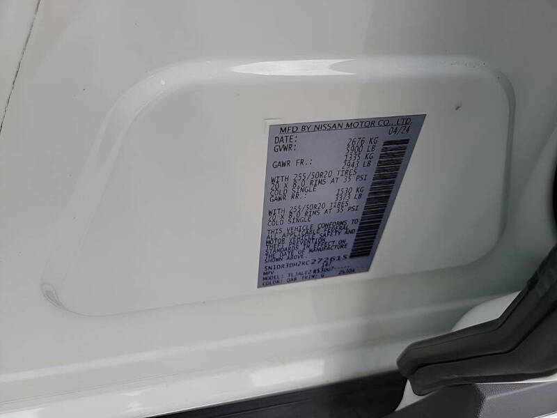 2024 Nissan Pathfinder Platinum