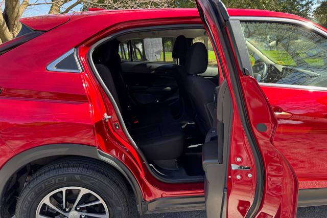 2023 Mitsubishi Eclipse Cross ES