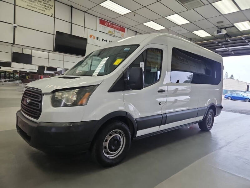 2016 Ford Transit XLT's photo