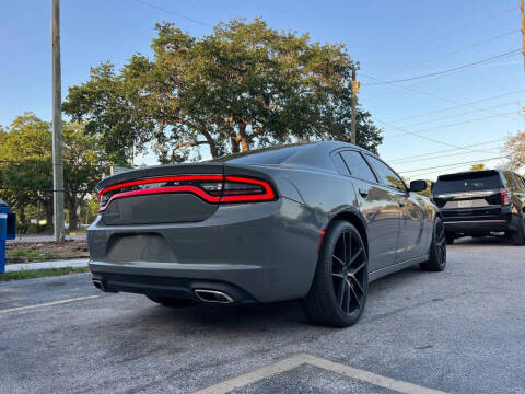 2019 Dodge Charger SXT
