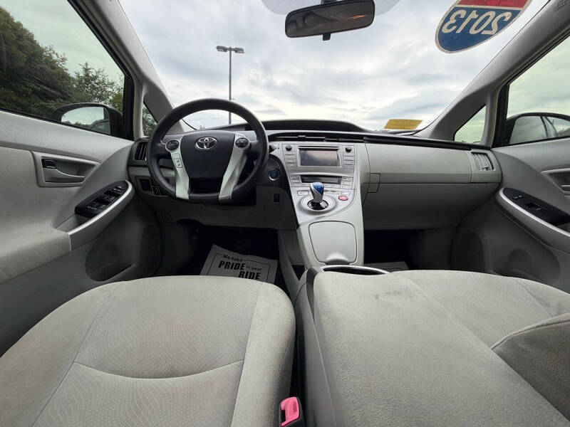 2013 Toyota Prius Two