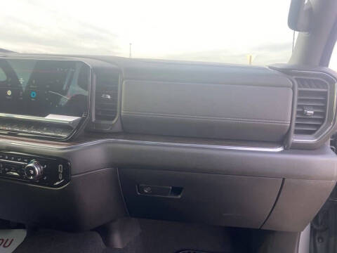 2024 GMC Sierra 1500 Elevation Standard