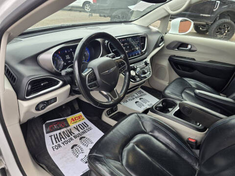 2021 Chrysler Pacifica Touring L
