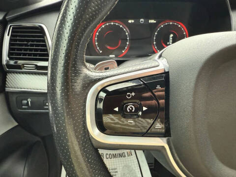 2017 Volvo XC90 T6 R-Design