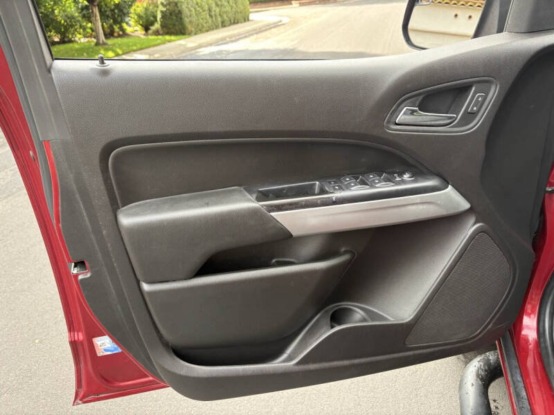 2017 Chevrolet Colorado LT