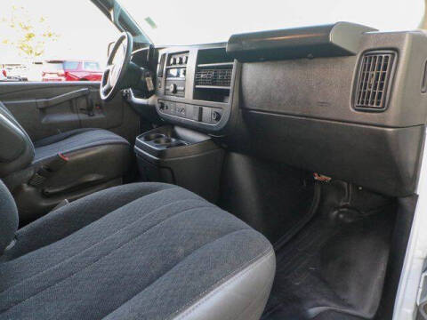 2024 GMC Savana 2500