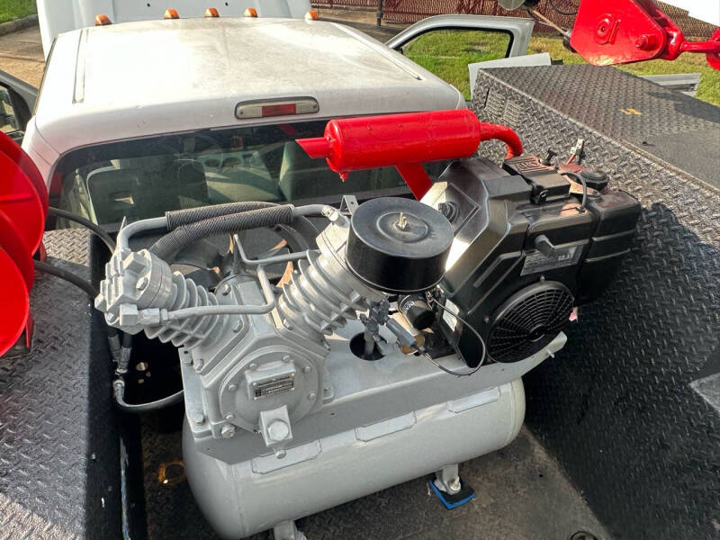 2011 Ford F-550 Super Duty