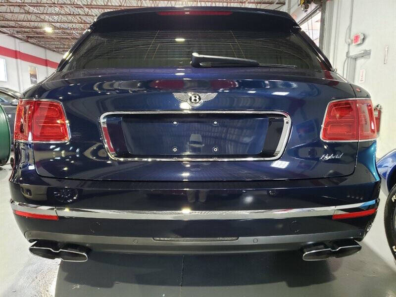 2020 Bentley Bentayga 16