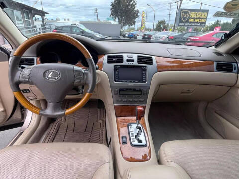 2005 Lexus ES 330