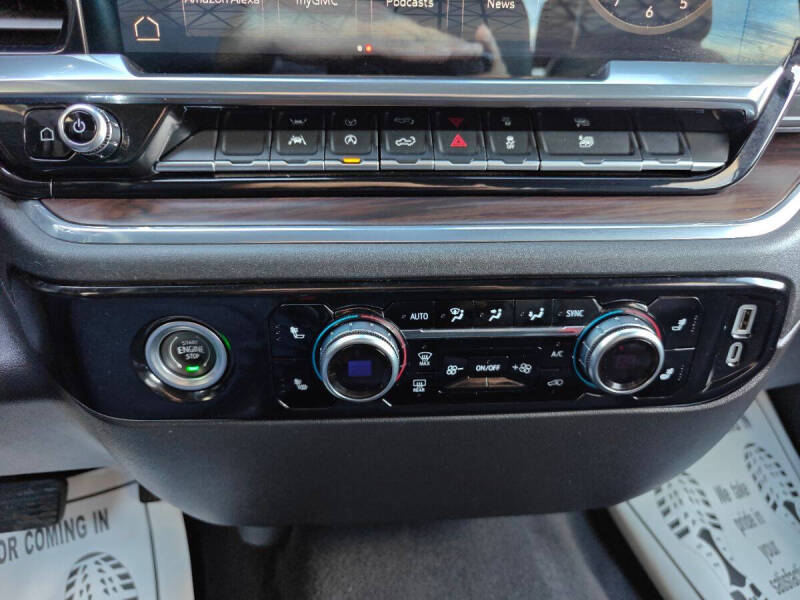 2024 GMC Sierra 1500 SLT