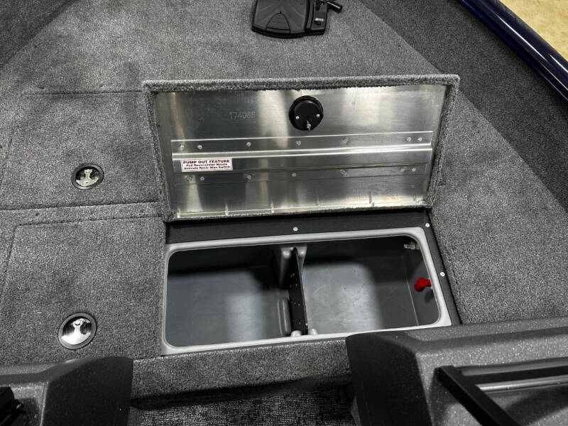 2025 Tracker PRO GUIDE 16 WT