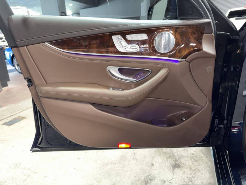 2018 Mercedes-Benz E-Class E 300