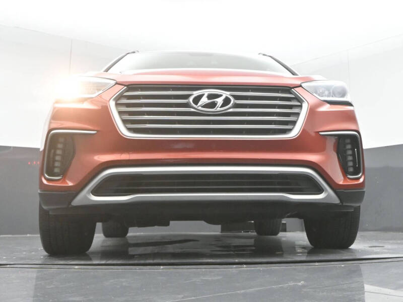 2018 Hyundai Santa Fe SE