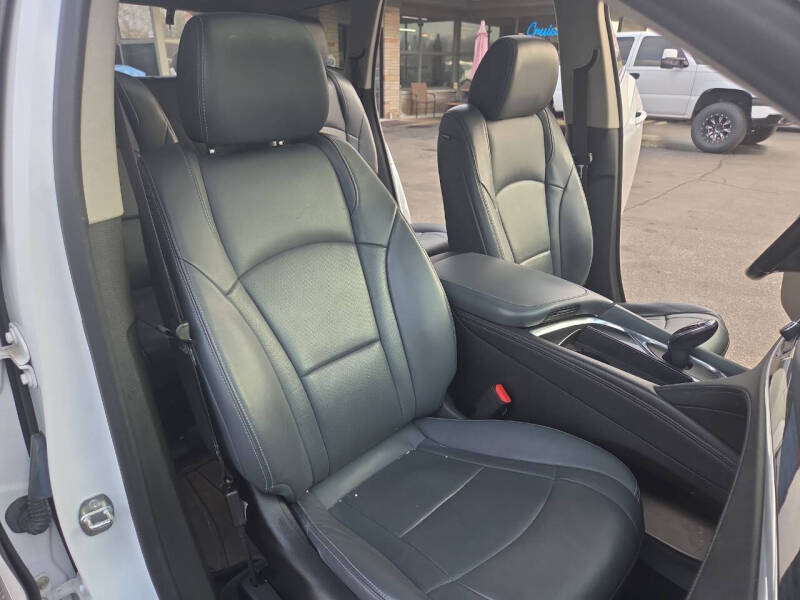 2019 Buick Enclave Essence