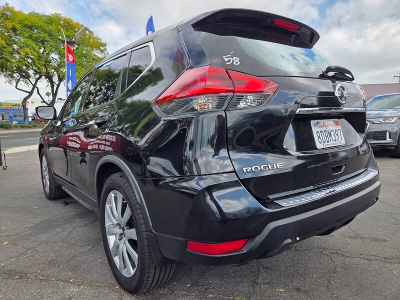 2018 Nissan Rogue S