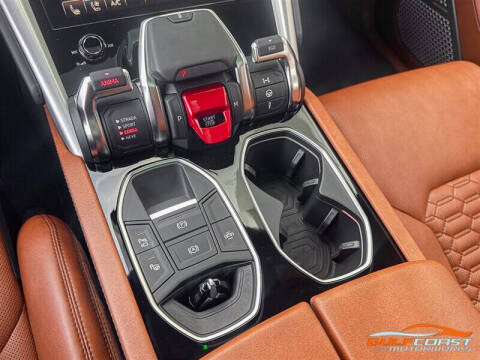 2022 Lamborghini Urus