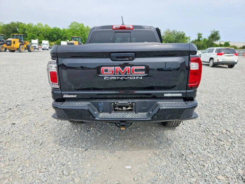 2024 GMC Canyon Elevation