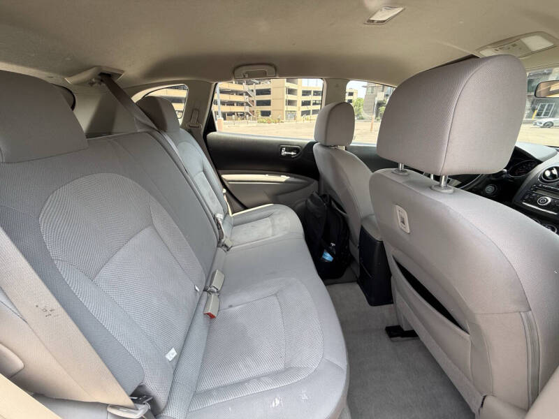 2012 Nissan Rogue S