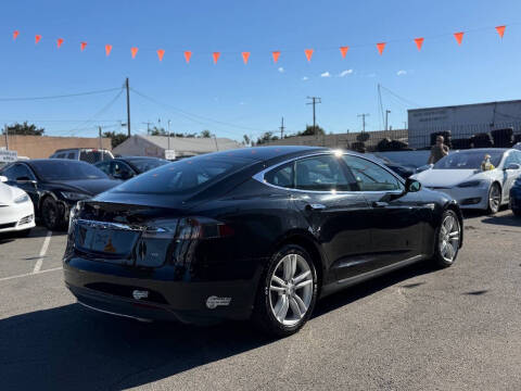 2016 Tesla Model S 70