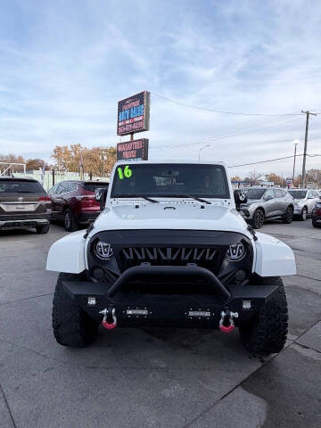 2016 Jeep Wrangler Unlimited Sahara