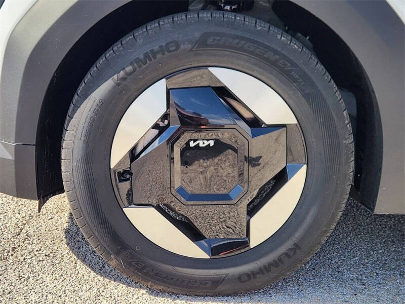 2026 Kia EV9 Light Long Range