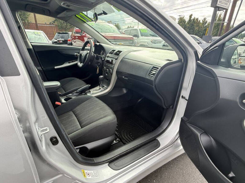 2011 Toyota Corolla S