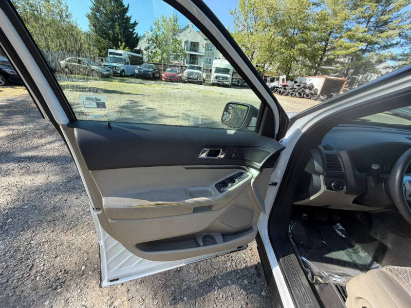 2013 Ford Explorer