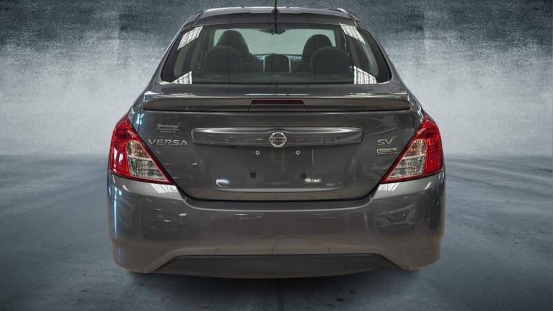 2019 Nissan Versa