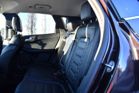 2023 Ford Escape Platinum