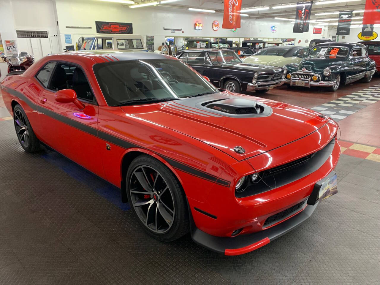 2018 Dodge Challenger 8
