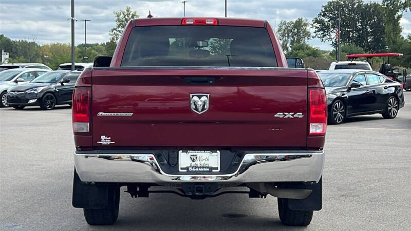 2018 RAM 1500 SLT