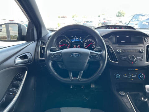 2017 Ford Focus ST