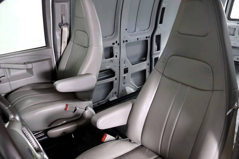 2018 Chevrolet Express 2500