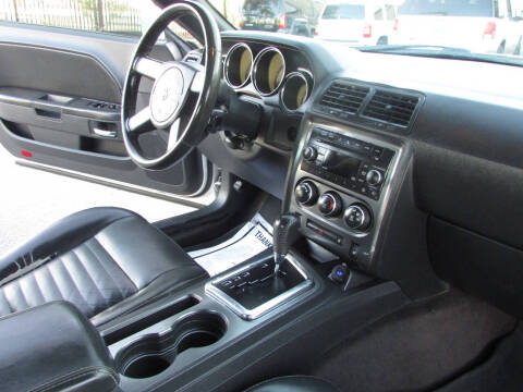 2010 Dodge Challenger SE