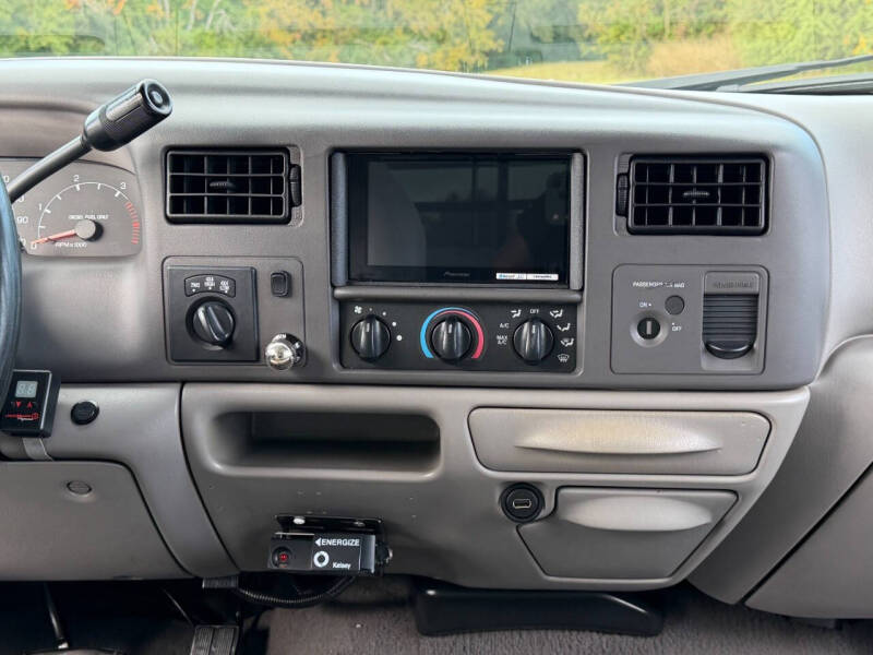 1999 Ford F-350 Super Duty XLT