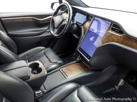 2019 Tesla Model X Standard Range