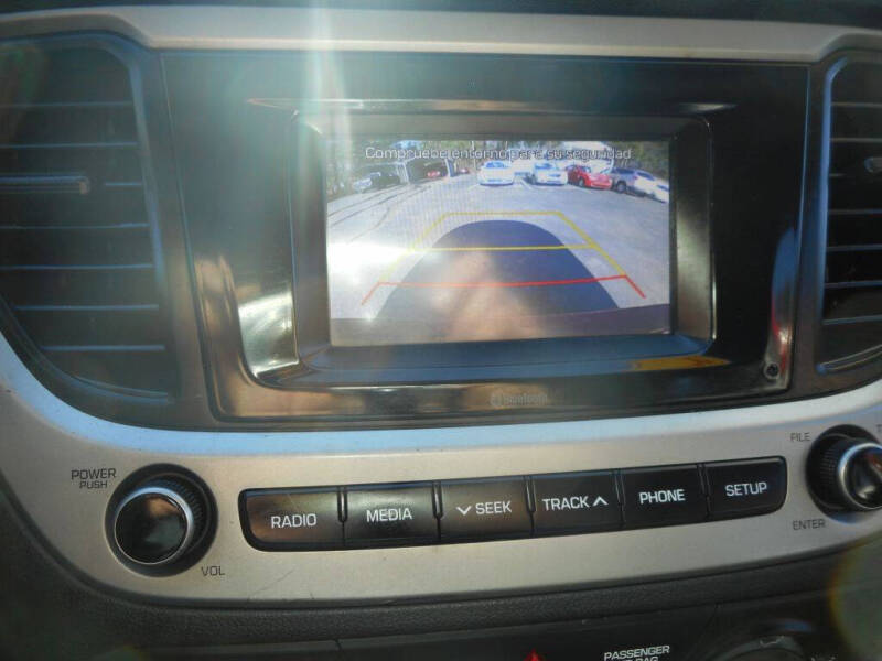 2019 Hyundai Accent SE