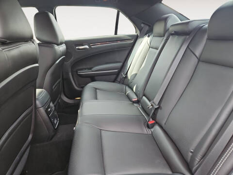 2023 Chrysler 300 S V6