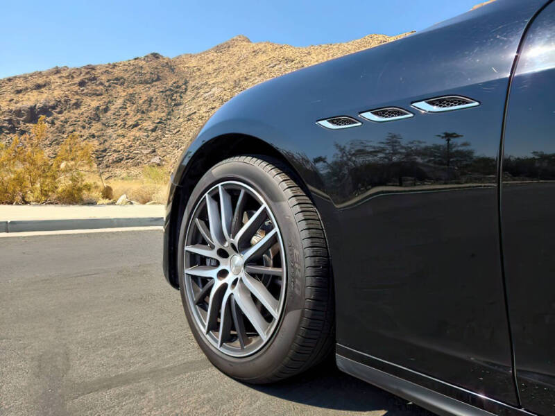 2017 Maserati Ghibli